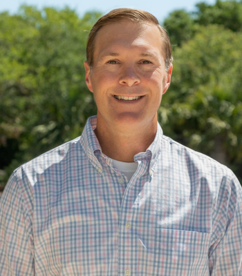 Portrait of Rob Hauff, Sales Associate, Realtor ®.